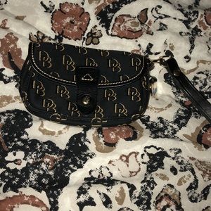 GUC Dooney & Bourke Black Wristlet